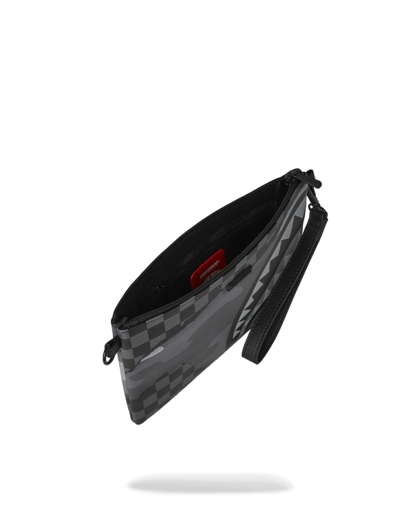 B6582_5
