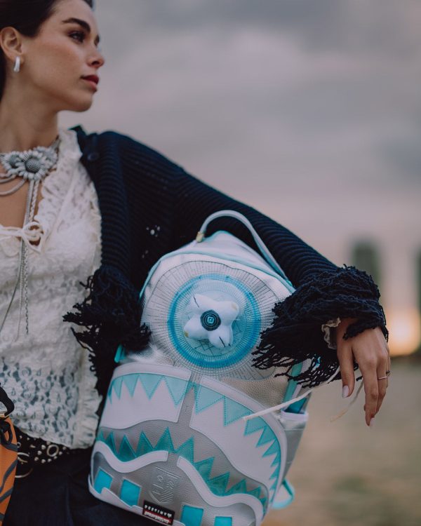 file_8f17e65b-8fc8-4aeb-8497-3b8562c109a7